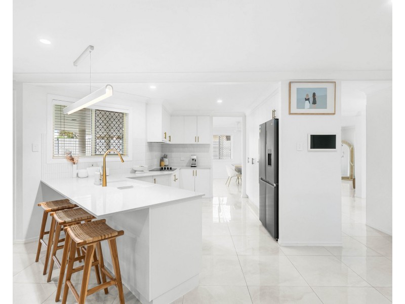11 Marlin Court, Andergrove QLD 4740