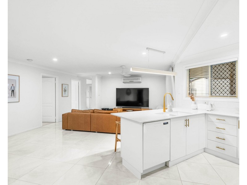 11 Marlin Court, Andergrove QLD 4740
