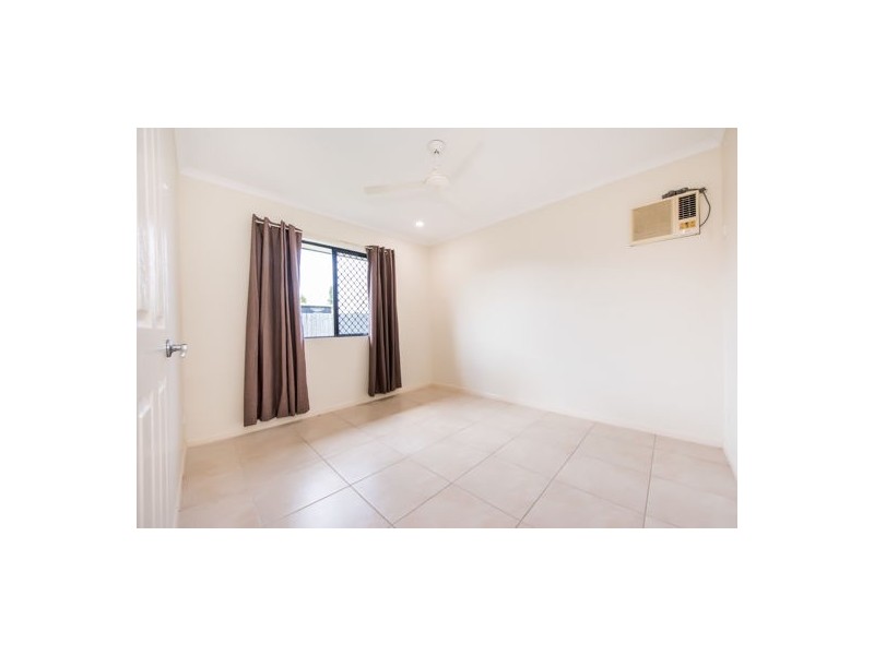 30 Robinson Ave, Walkerston QLD 4751