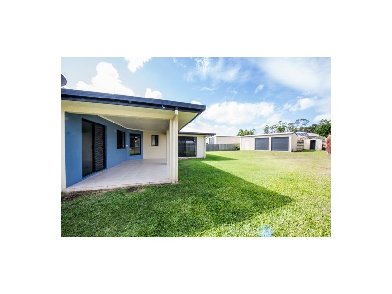 30 Robinson Ave, Walkerston QLD 4751