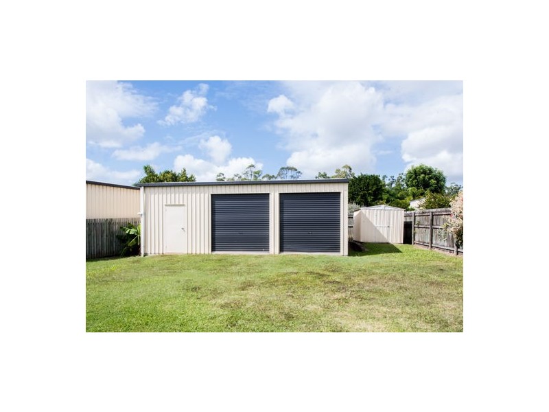 30 Robinson Ave, Walkerston QLD 4751
