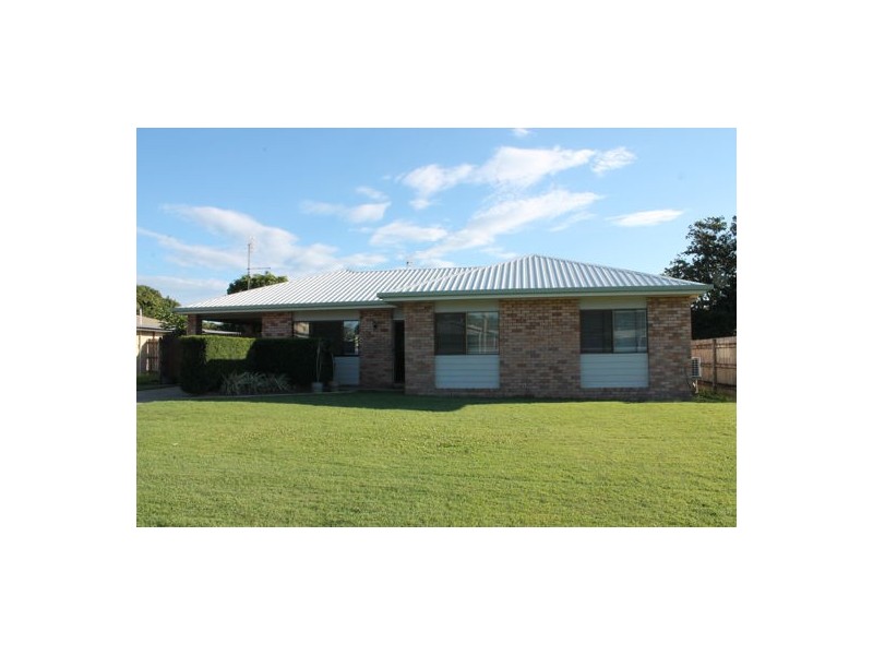 4 Katherine Court, Andergrove QLD 4740
