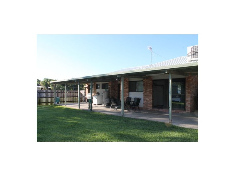 4 Katherine Court, Andergrove QLD 4740