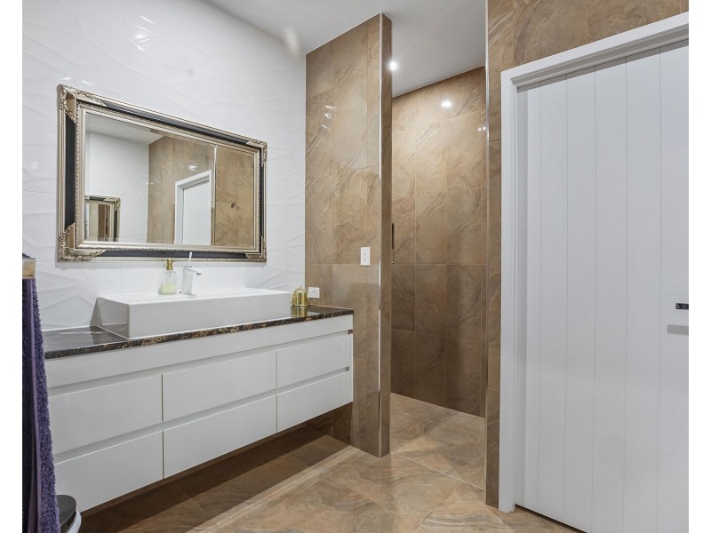19 Joseph Court, Glenella QLD 4740
