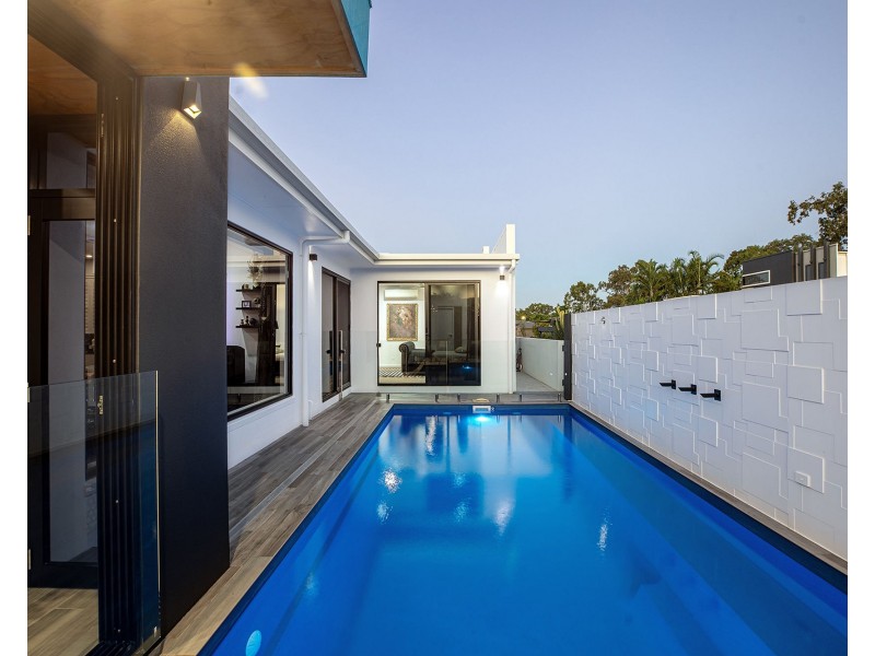 19 Joseph Court, Glenella QLD 4740