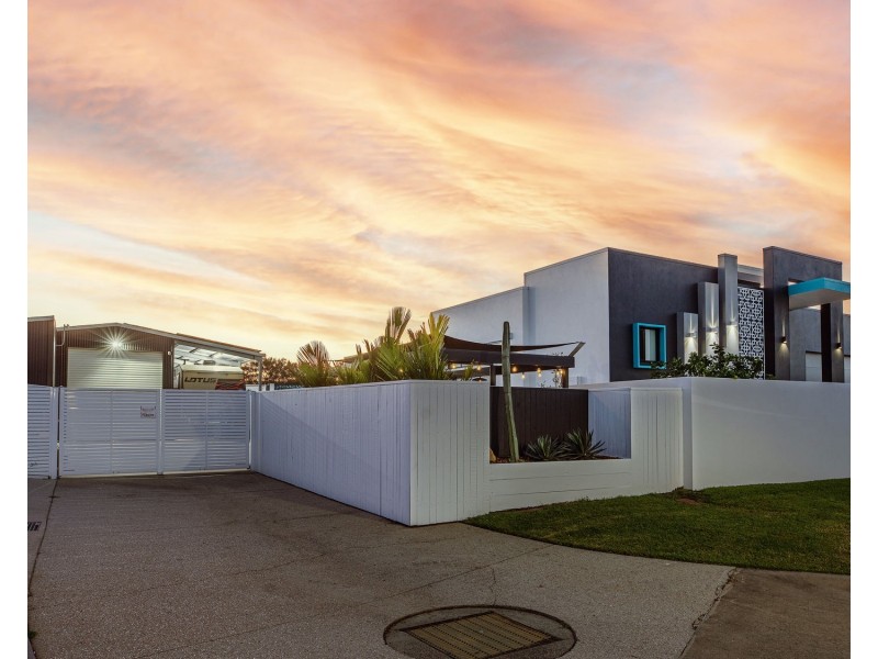 19 Joseph Court, Glenella QLD 4740