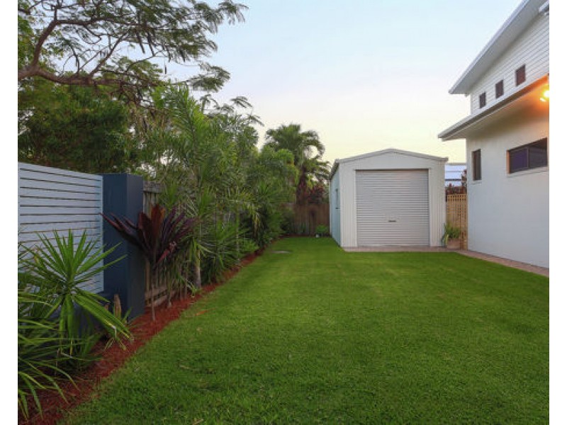 16 Turtle Place, Blacks Beach QLD 4740