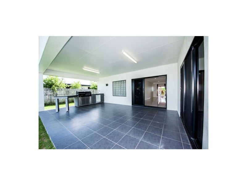87 Victor Avenue, Glenella QLD 4740
