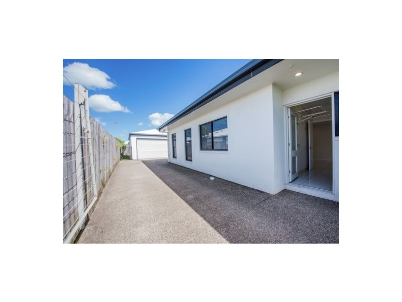 87 Victor Avenue, Glenella QLD 4740