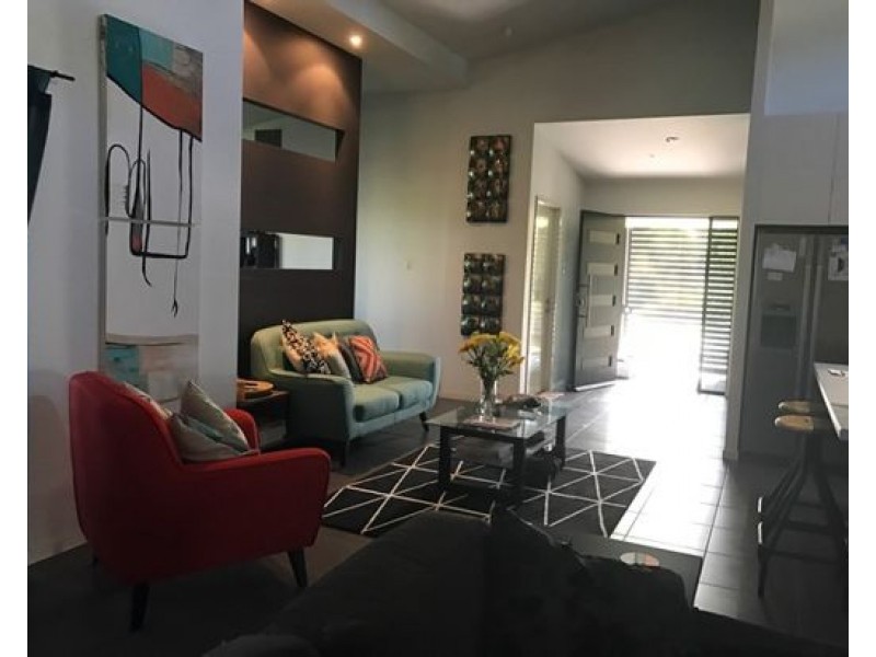 17 McAlary Drive, Blacks Beach QLD 4740