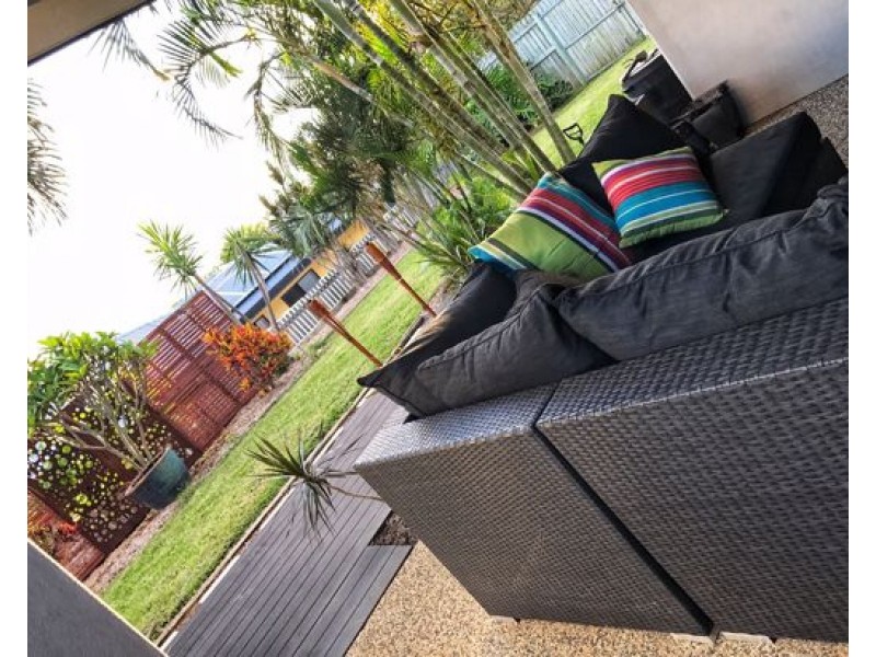 17 McAlary Drive, Blacks Beach QLD 4740