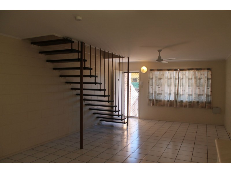 10 & 4 & 5/27 Prospect Street, Mackay QLD 4740