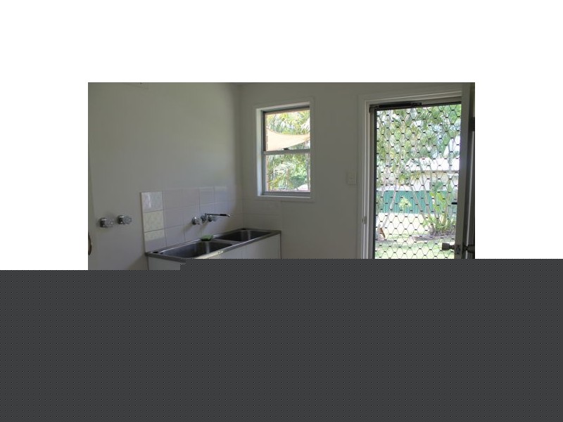 11 Grevillea Drive, Glenella QLD 4740