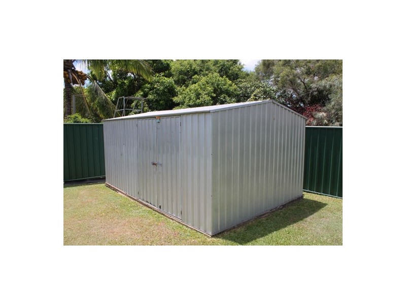 11 Grevillea Drive, Glenella QLD 4740