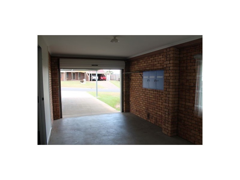 11 Grevillea Drive, Glenella QLD 4740