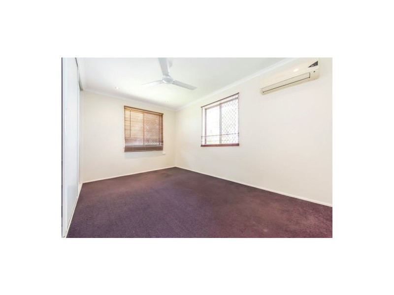 10 Kinnon Street, Glenella QLD 4740