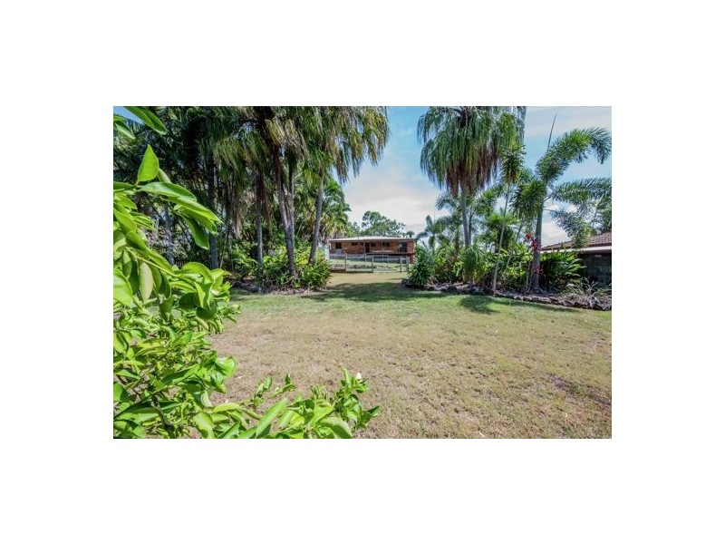 10 Kinnon Street, Glenella QLD 4740