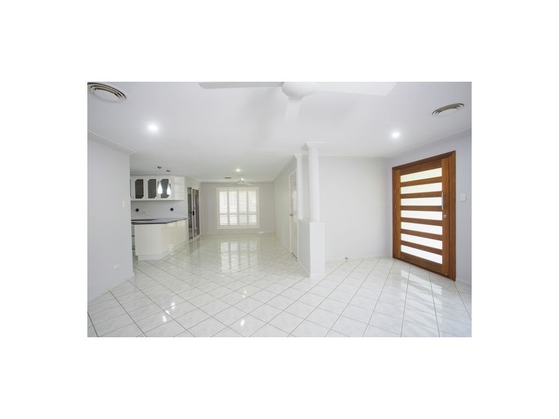 40 Riverleigh Drive, North Mackay QLD 4740