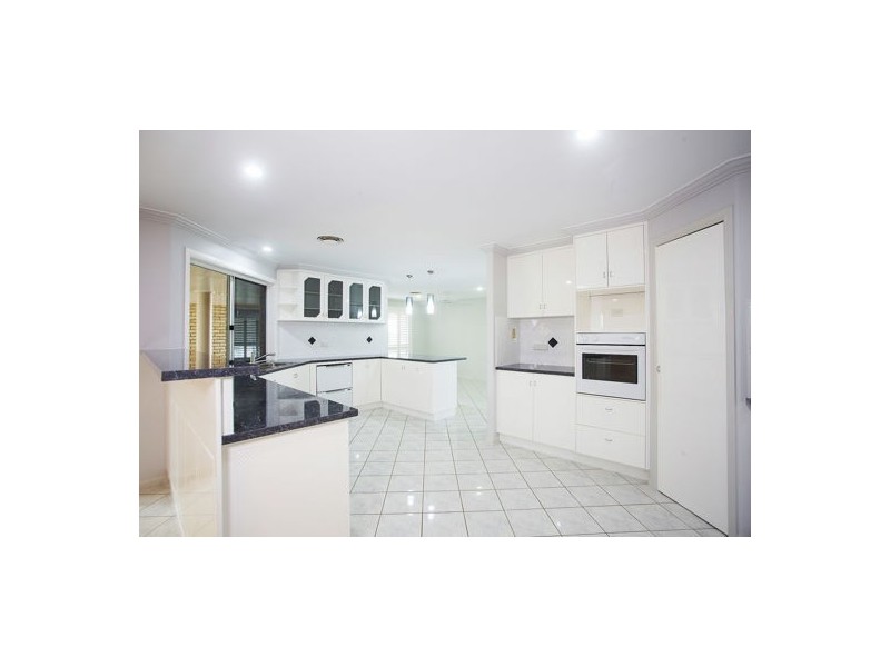 40 Riverleigh Drive, North Mackay QLD 4740