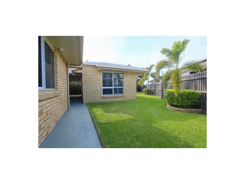 40 Riverleigh Drive, North Mackay QLD 4740