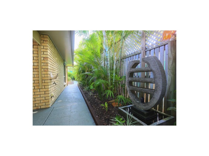 40 Riverleigh Drive, North Mackay QLD 4740