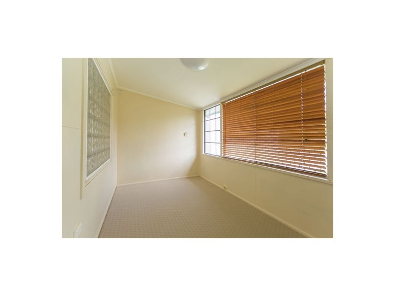 11 Magpie Street, Slade Point QLD 4740