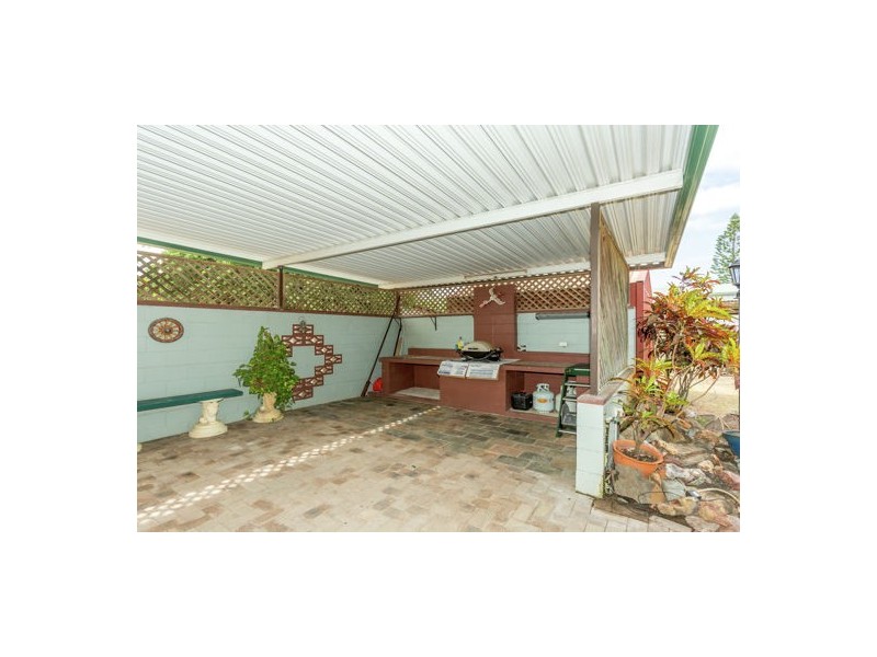 11 Magpie Street, Slade Point QLD 4740