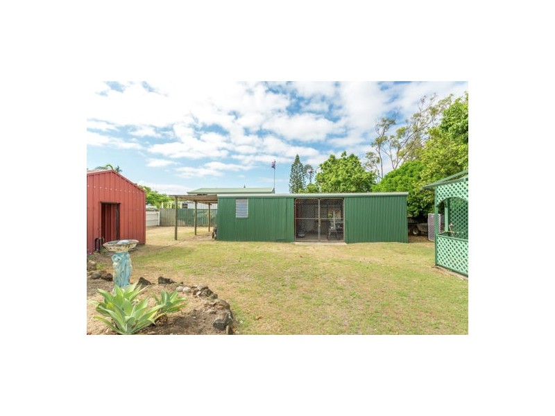 11 Magpie Street, Slade Point QLD 4740