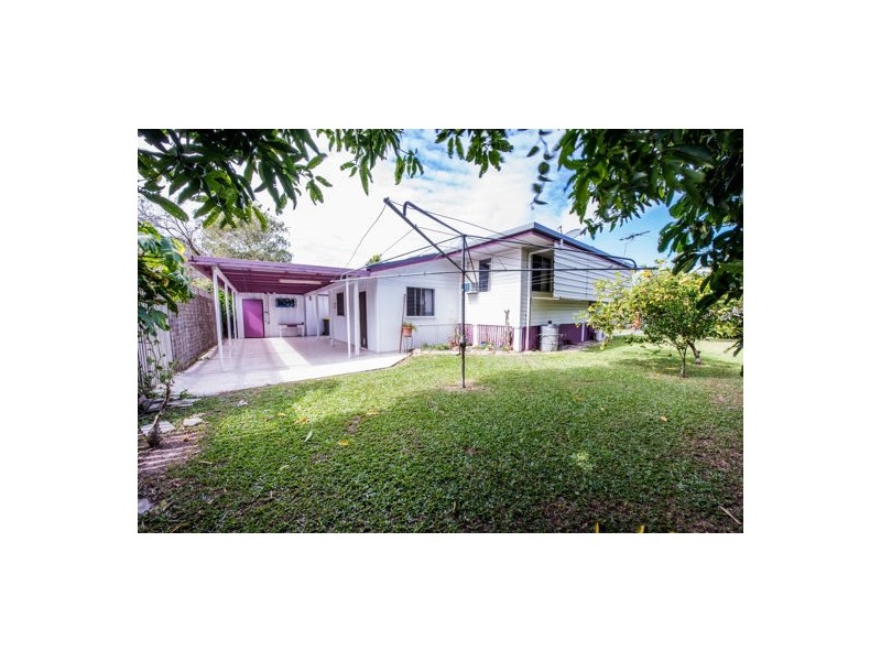 4 Holack Street, North Mackay QLD 4740