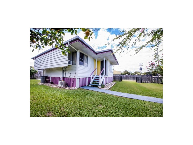 4 Holack Street, North Mackay QLD 4740