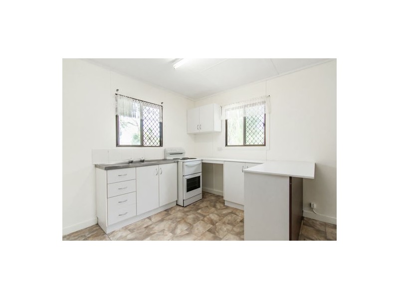 9 Plover Street, Slade Point QLD 4740