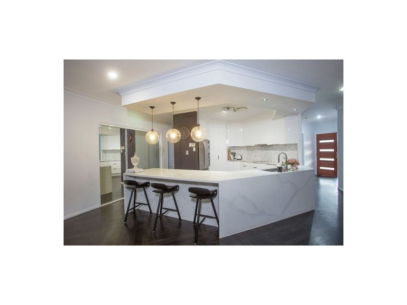 16 Bonsai Court, Glenella QLD 4740