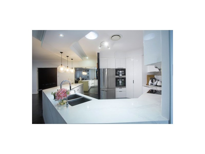 16 Bonsai Court, Glenella QLD 4740