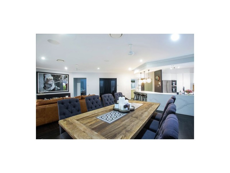 16 Bonsai Court, Glenella QLD 4740