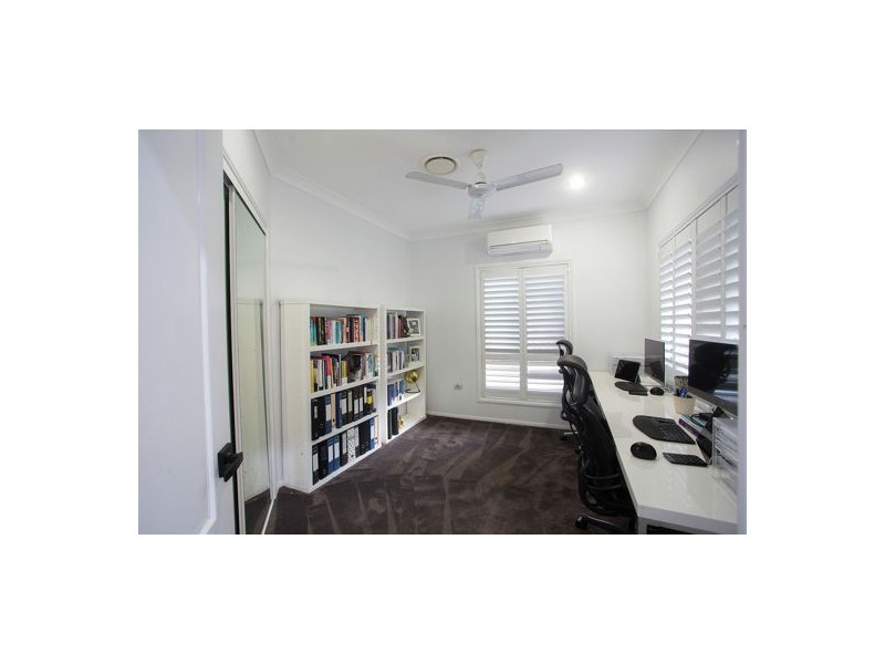 16 Bonsai Court, Glenella QLD 4740