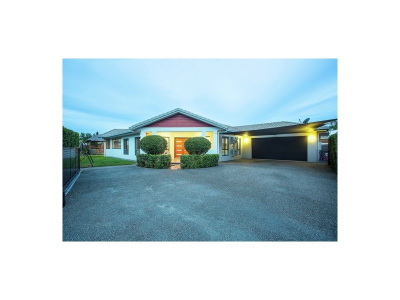 16 Bonsai Court, Glenella QLD 4740