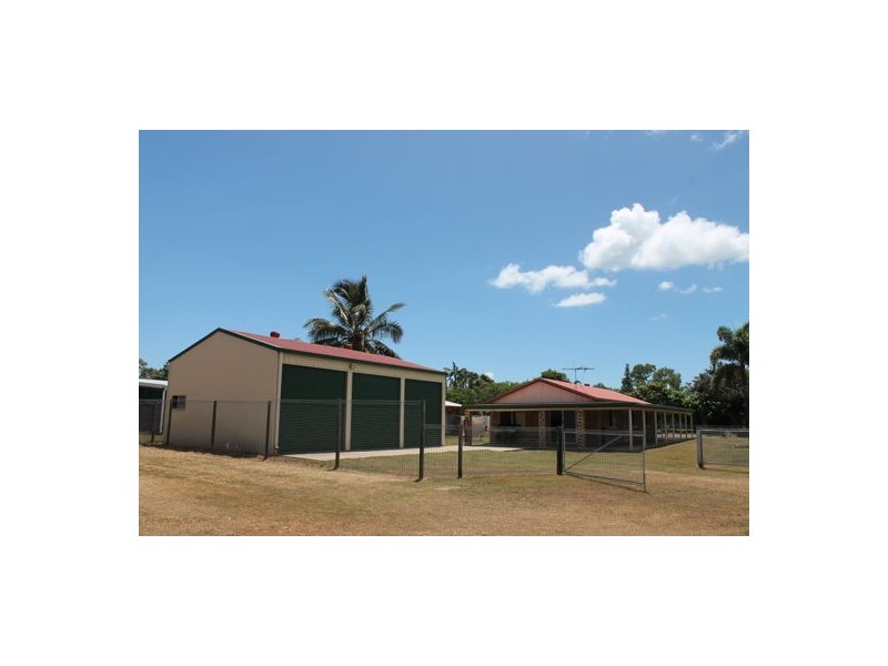 1 Ford Court, Seaforth QLD 4741