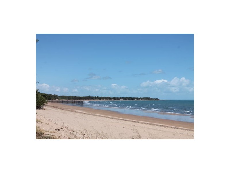 1 Ford Court, Seaforth QLD 4741