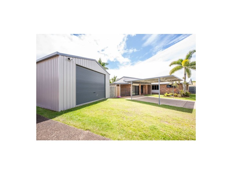 4 Cassia Place, Glenella QLD 4740