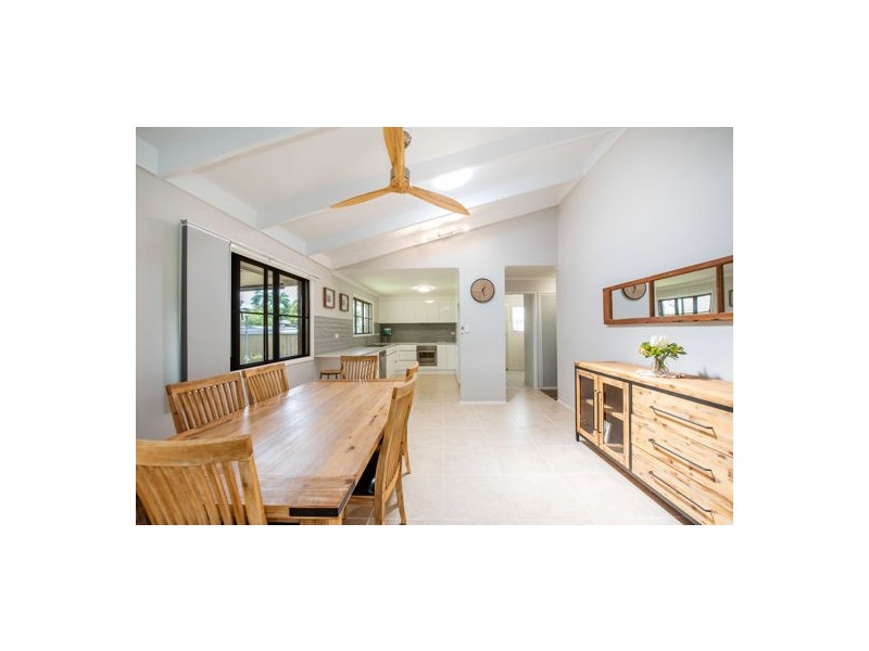 4 Cassia Place, Glenella QLD 4740