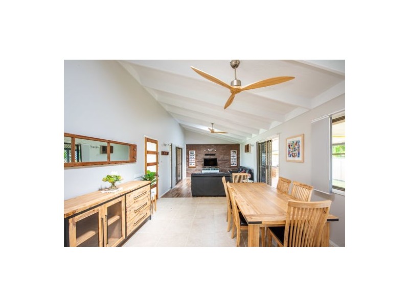 4 Cassia Place, Glenella QLD 4740