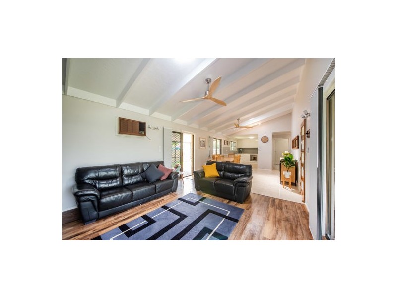 4 Cassia Place, Glenella QLD 4740