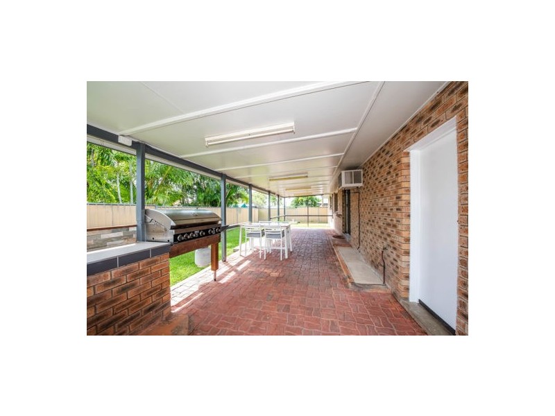 4 Cassia Place, Glenella QLD 4740