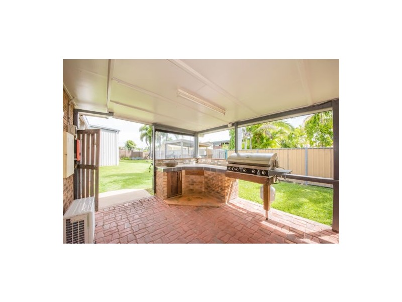 4 Cassia Place, Glenella QLD 4740