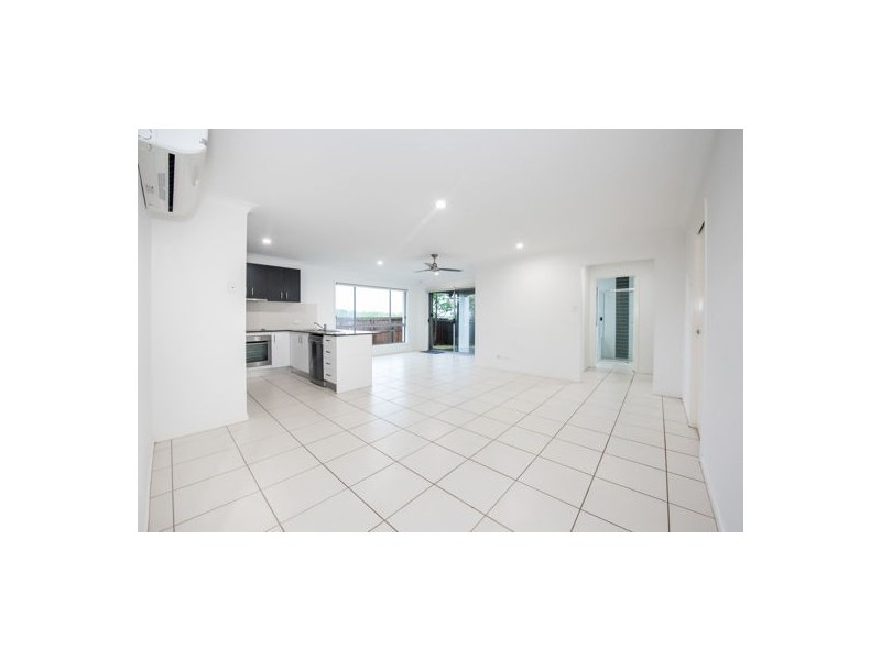 1/76 Cinnamon Drive, Glenella QLD 4740