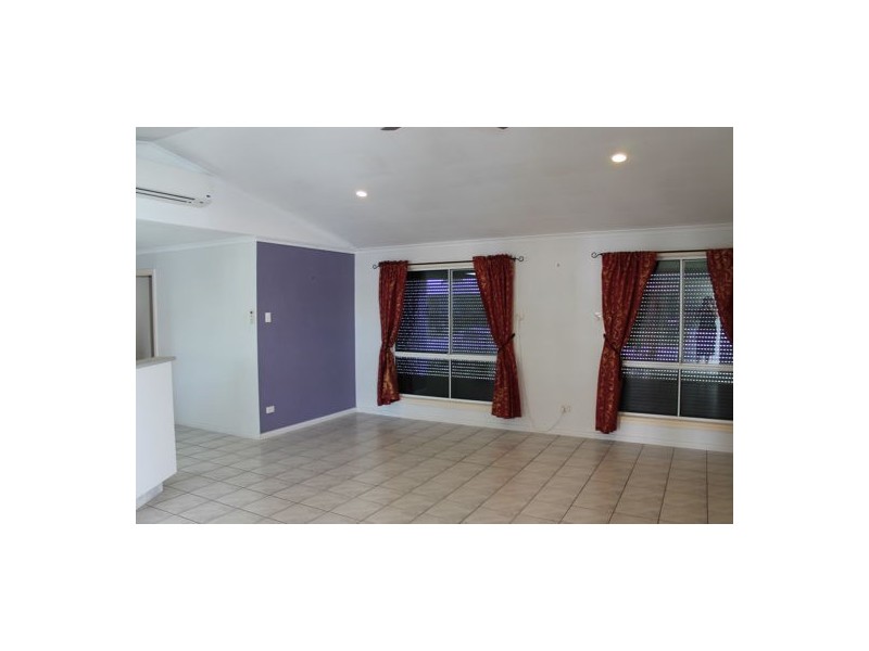 2 Wrasse Court, Andergrove QLD 4740