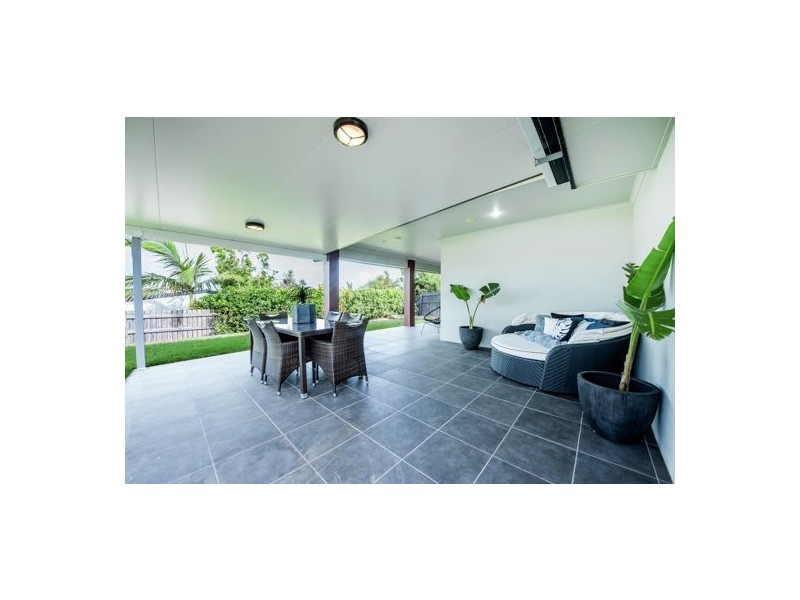 26 Mulcahy Crescent, Eimeo QLD 4740