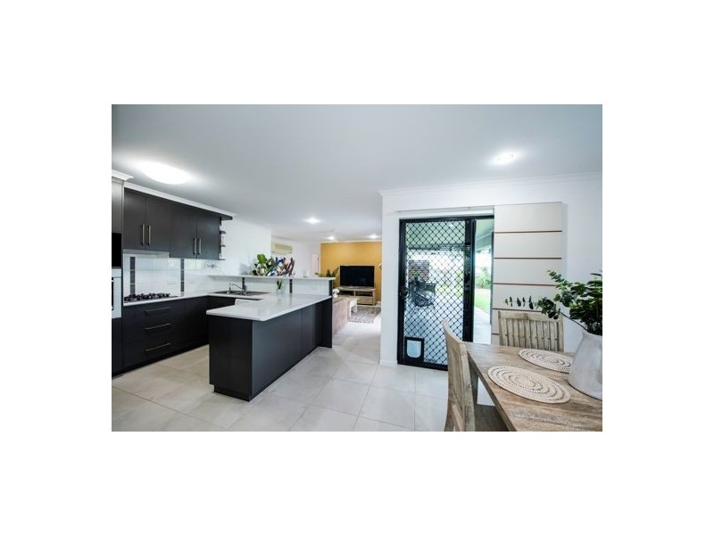 26 Mulcahy Crescent, Eimeo QLD 4740