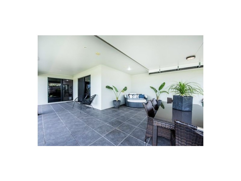 26 Mulcahy Crescent, Eimeo QLD 4740