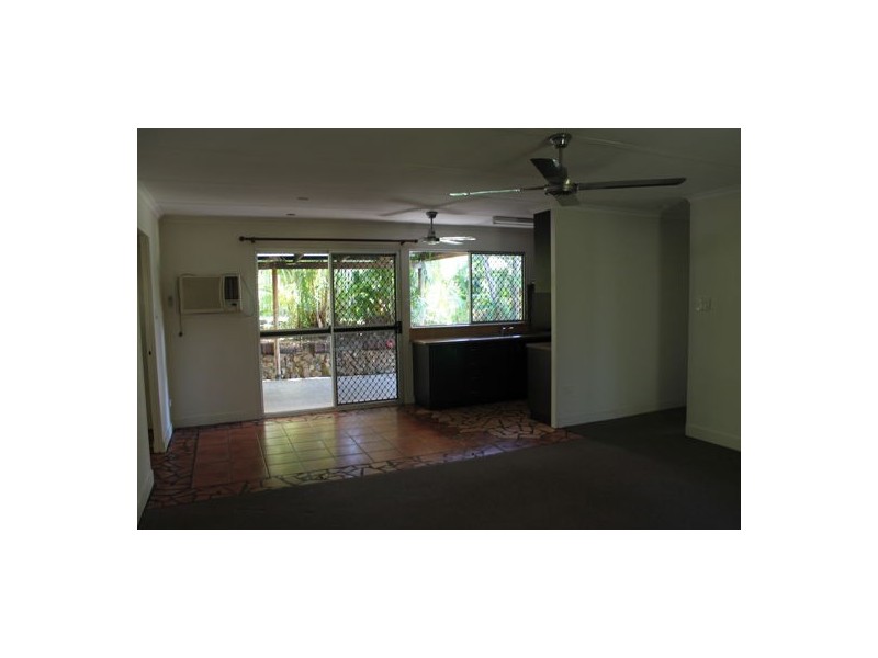 17 Amstead Street, Eimeo QLD 4740